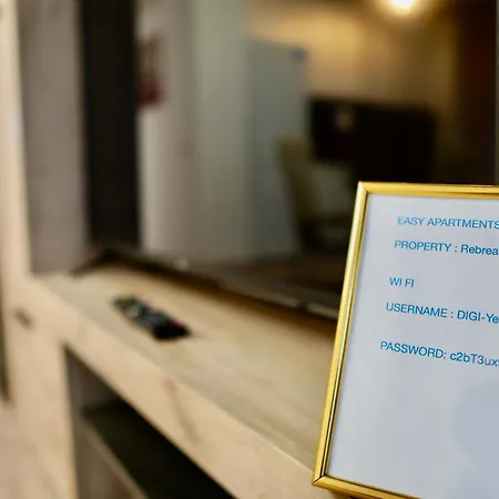 Coresi Mall Large 2 Camere, Sleeps 6 * براشوف