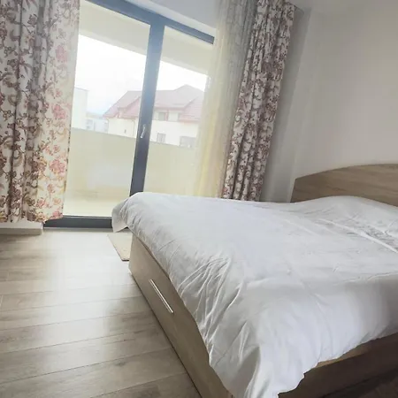 Апартаменты Coresi Mall Large 2 Camere, Sleeps 6 Брашов