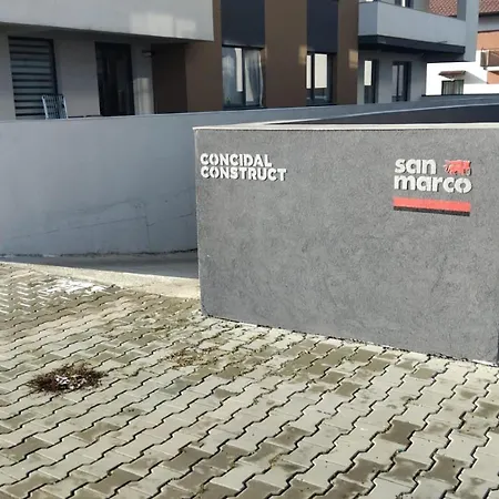 Coresi Mall Large 2 Camere, Sleeps 6 براشوف